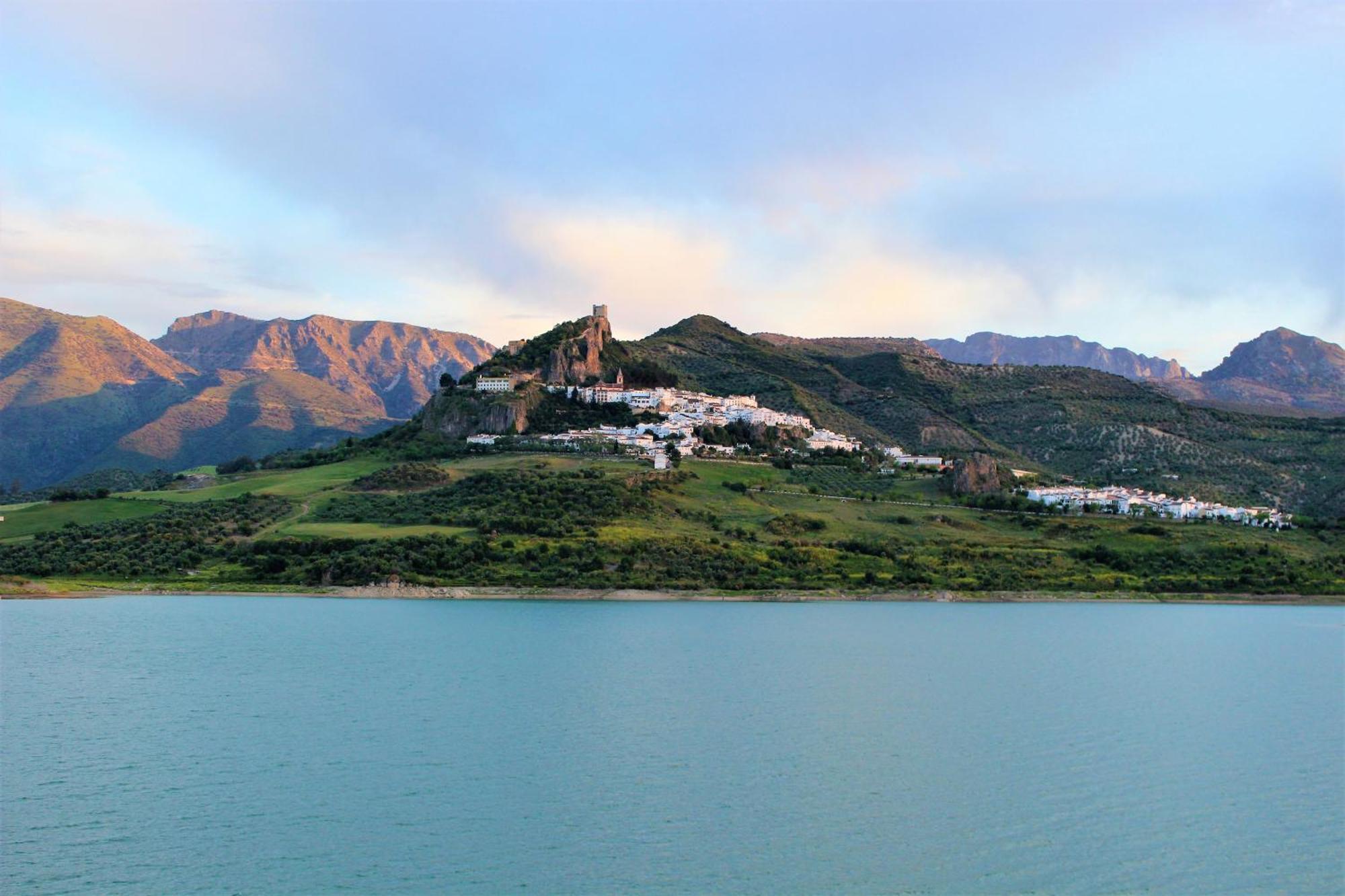 زاهارا دي لا سييرا Hostal Rural Marques De Zahara المظهر الخارجي الصورة