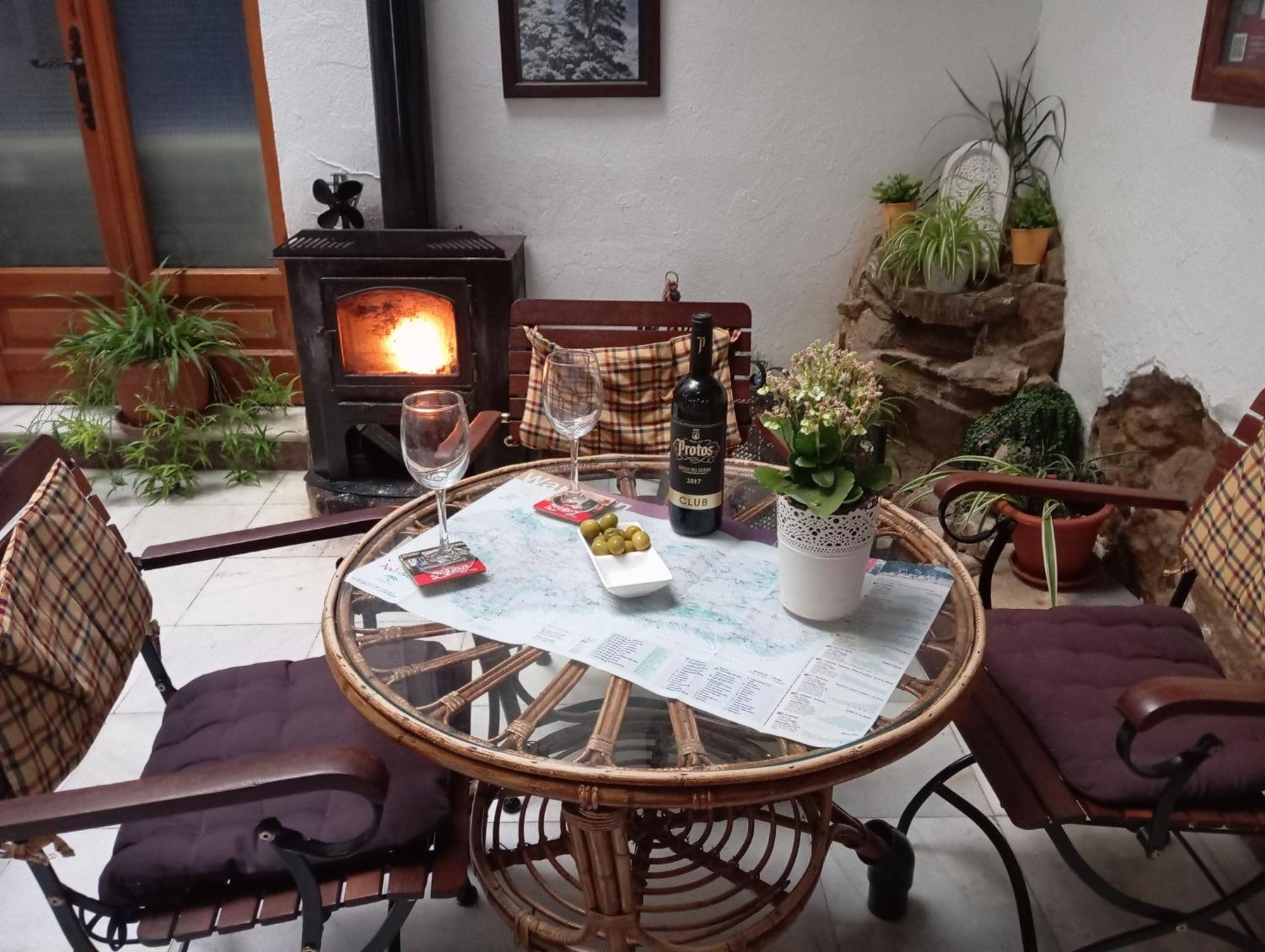 زاهارا دي لا سييرا Hostal Rural Marques De Zahara المظهر الخارجي الصورة